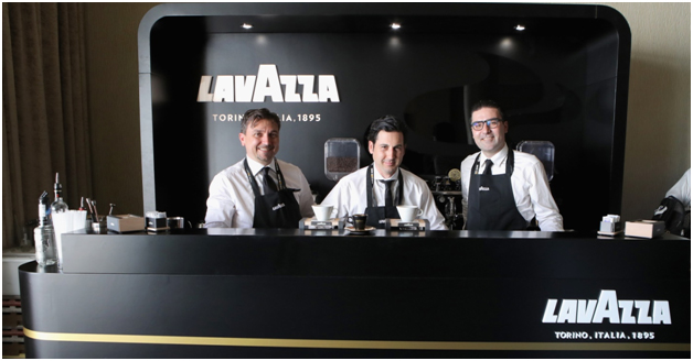 lavaza-cofee-at-golden-glob