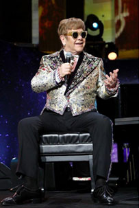 England – Elton John to end touring with epic 3-Year Final “Farewell Yellow Brick Road”